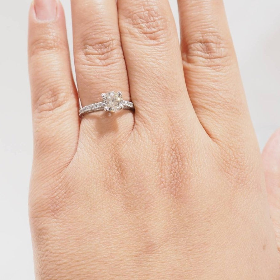 Bague solitaire en or blanc et diamants 1.20ct - Castafiore