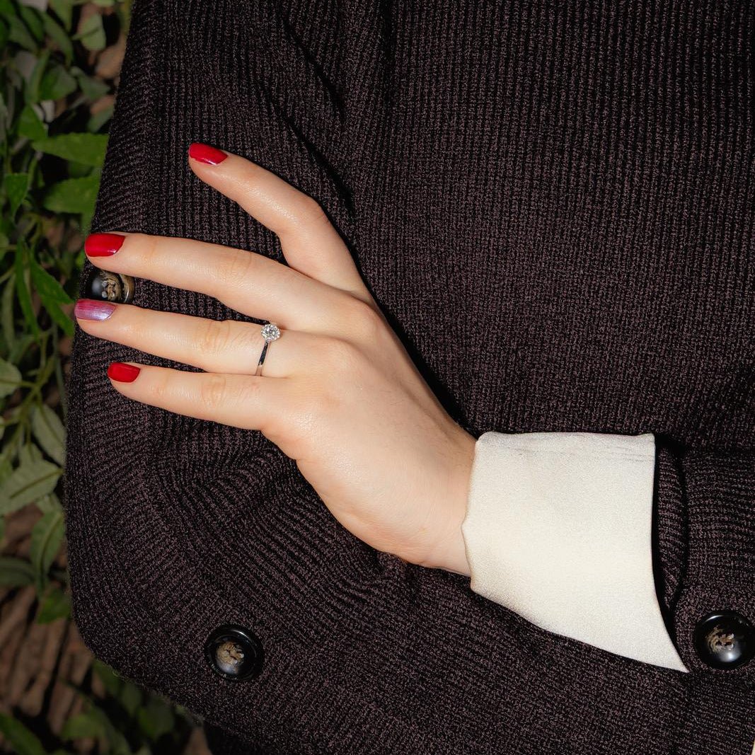 Bague Solitaire en or blanc et diamants - Castafiore
