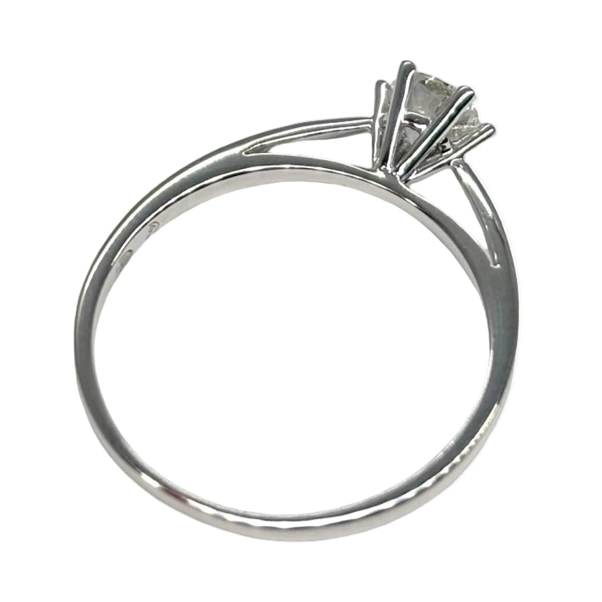 Bague Solitaire en or blanc et diamants - Castafiore