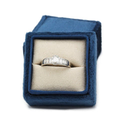 Bague Solitaire en or blanc et diamants - Castafiore