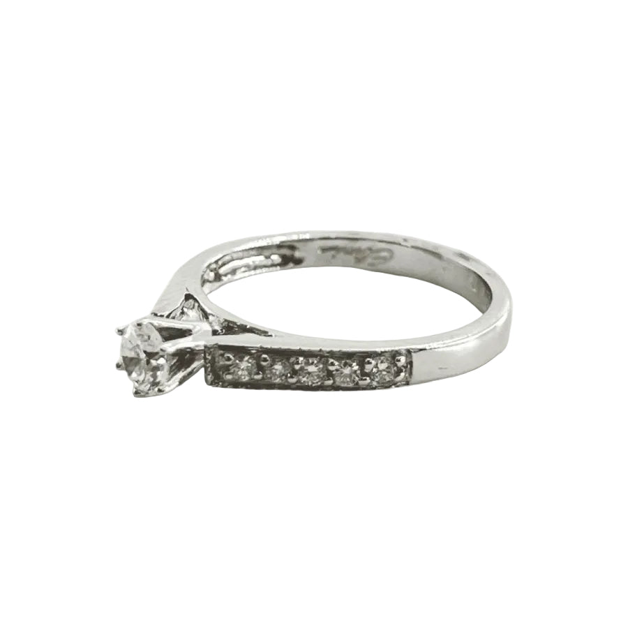 Bague Solitaire en or blanc et diamants - Castafiore