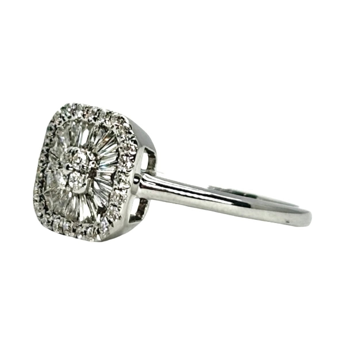 Bague Solitaire en or blanc et diamants - Castafiore