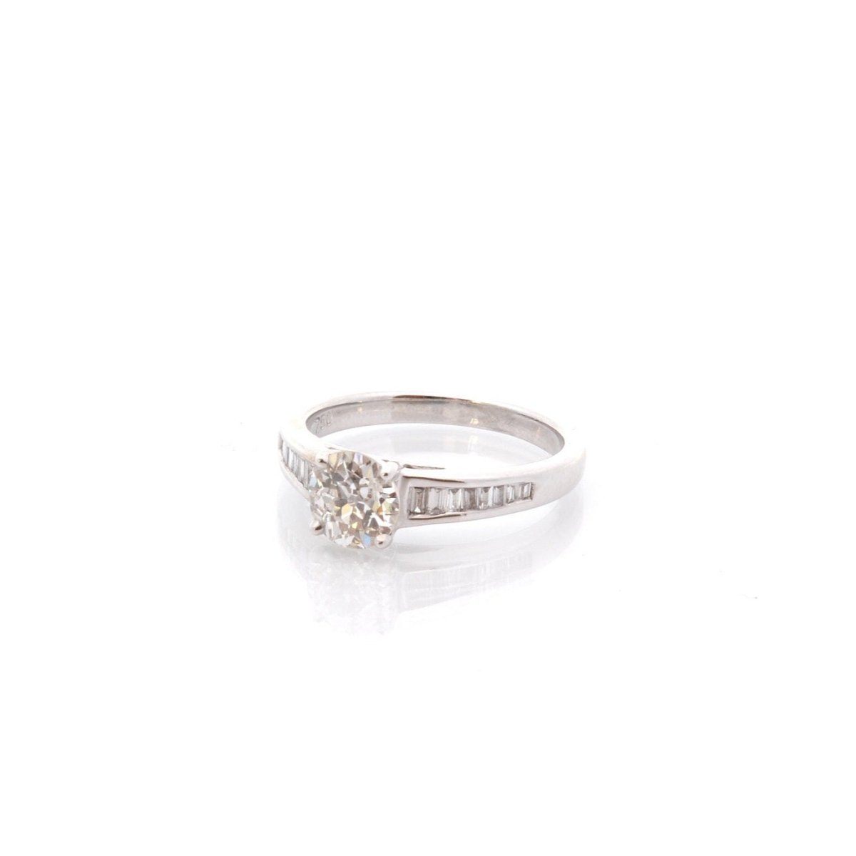 Bague Solitaire en or blanc et diamants - Castafiore