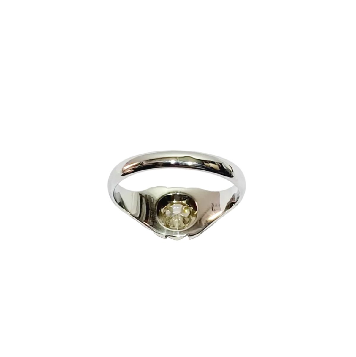 Bague Solitaire en or blanc et diamants - Castafiore