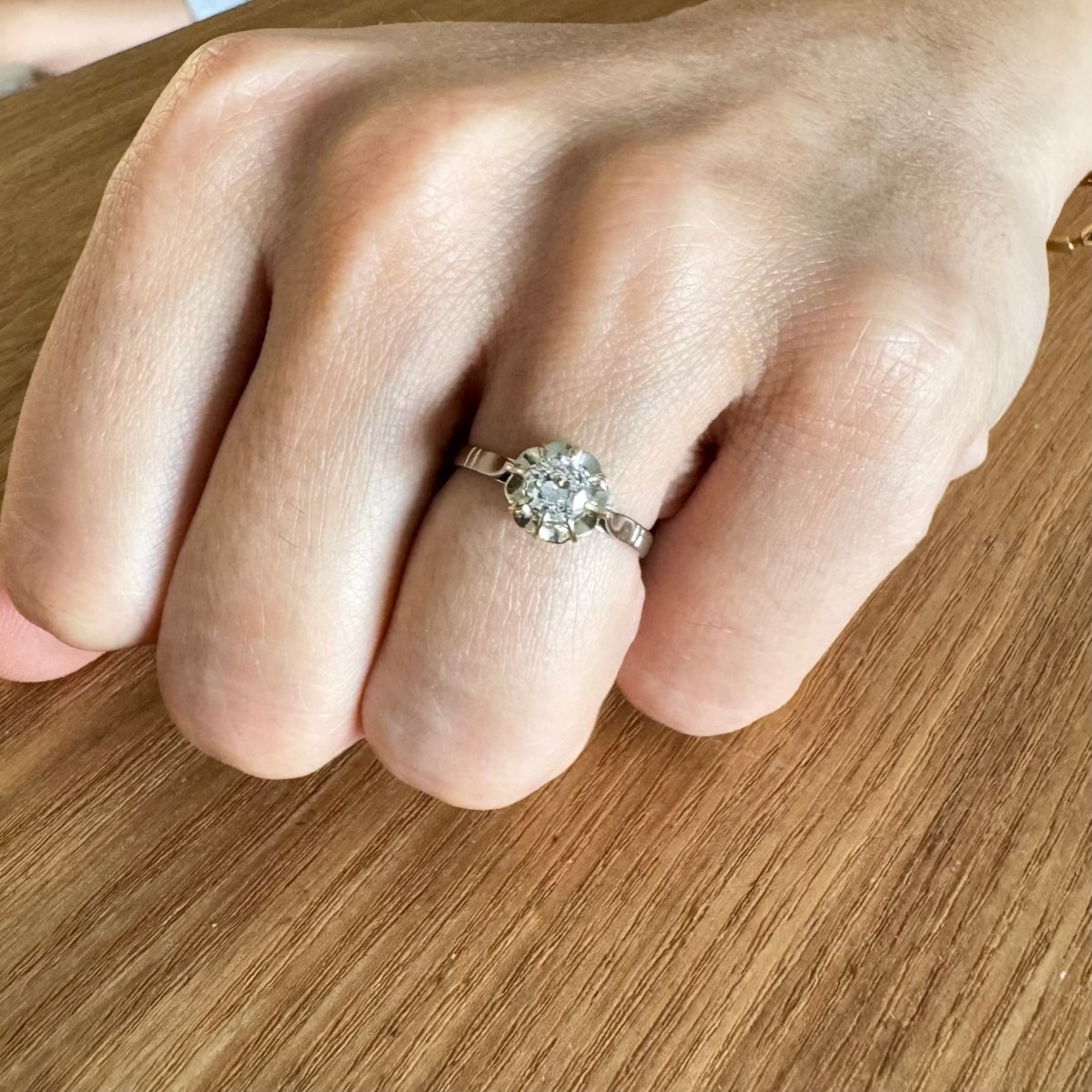 Bague Solitaire en or blanc et diamants - Castafiore