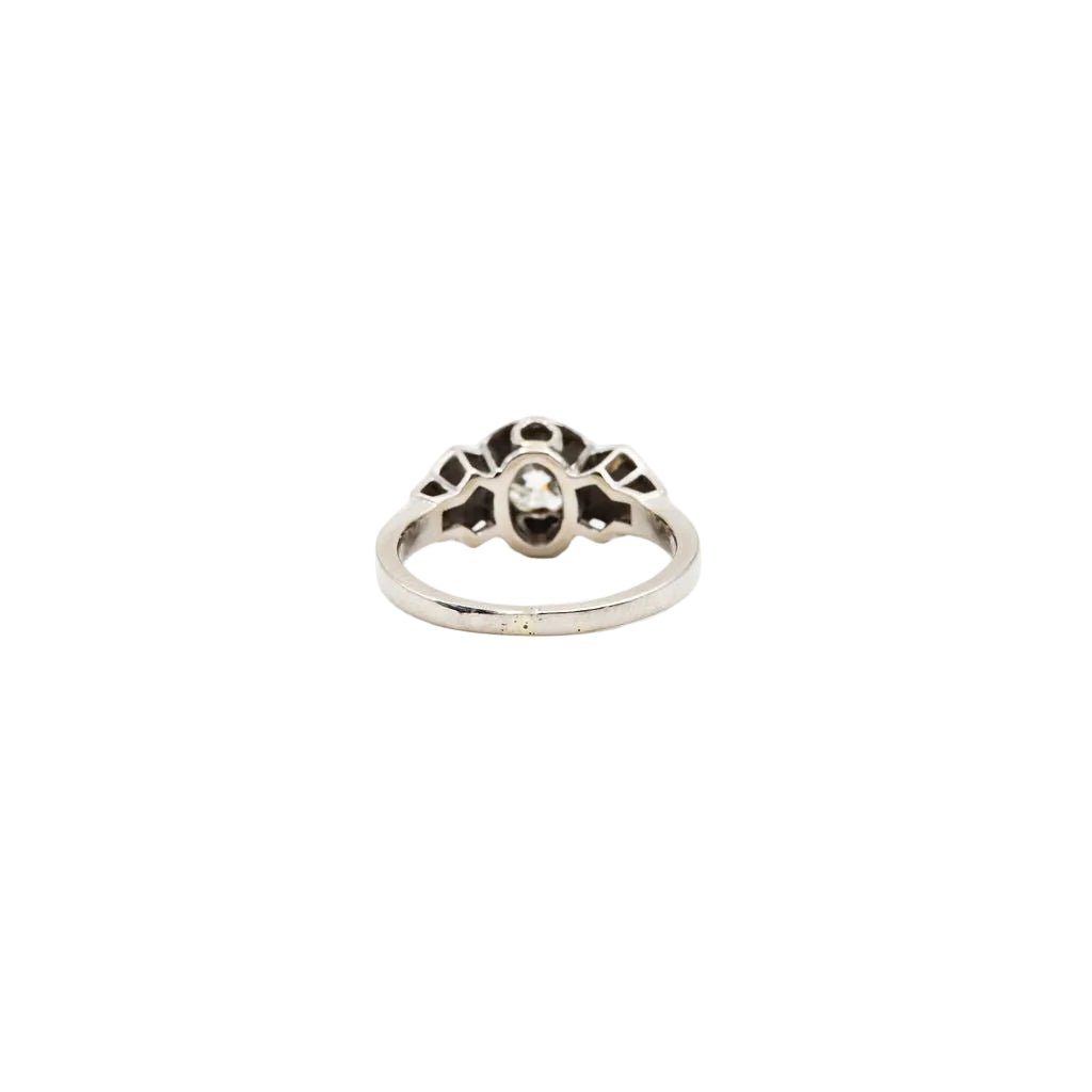 Bague Solitaire en or blanc et diamants - Castafiore