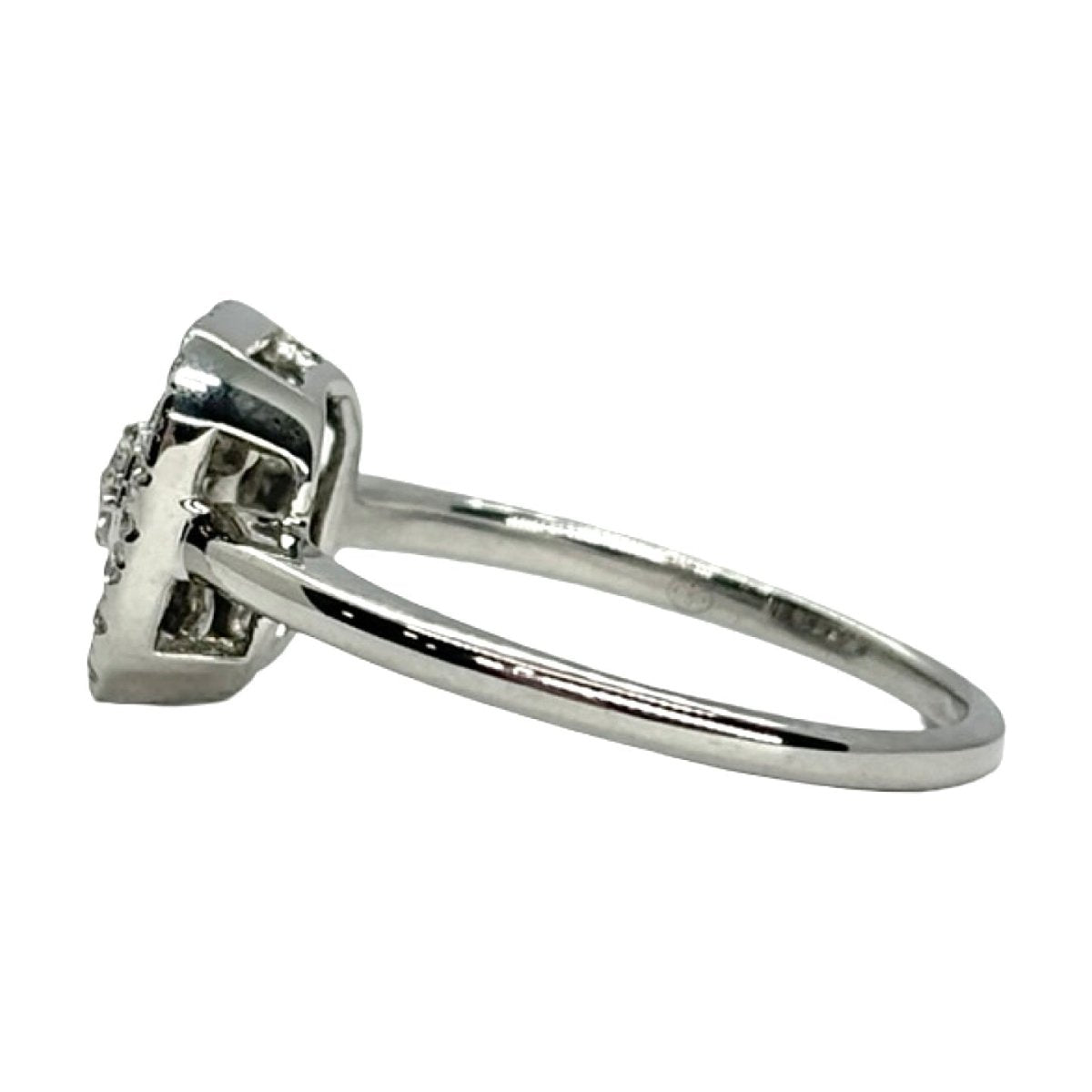 Bague Solitaire en or blanc et diamants - Castafiore
