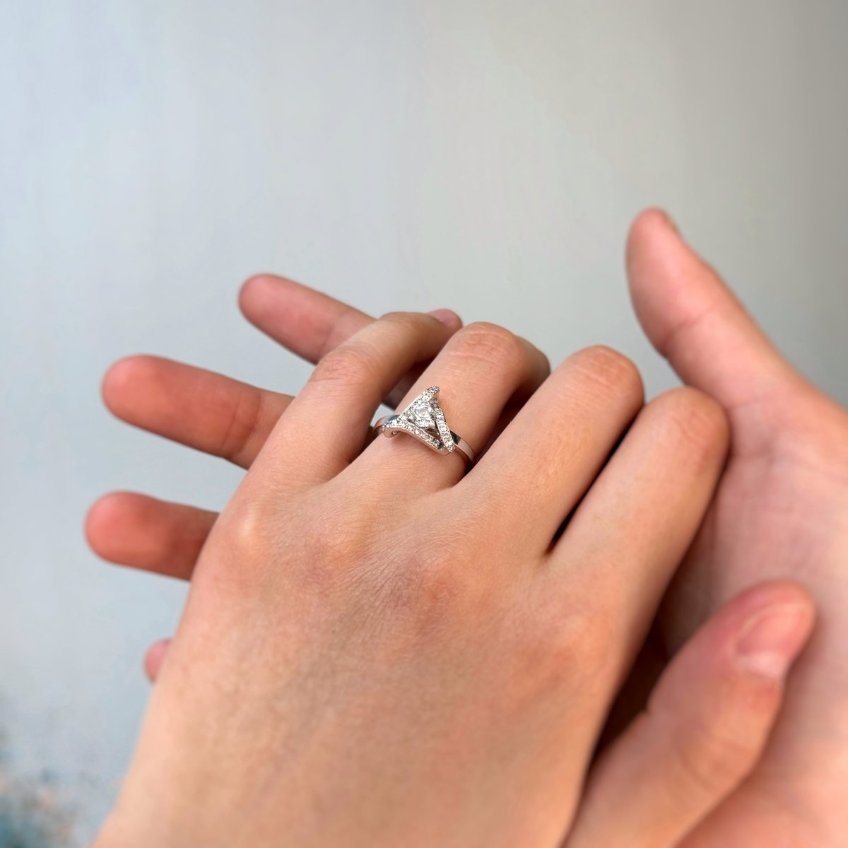 Bague Solitaire en or blanc et diamants - Castafiore