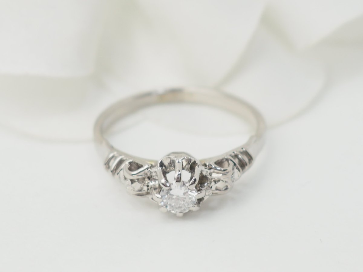 Bague solitaire en or blanc et platine, diamant 0,23ct - Castafiore