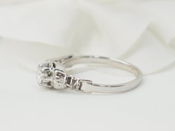 Bague solitaire en or blanc et platine, diamant 0,23ct - Castafiore