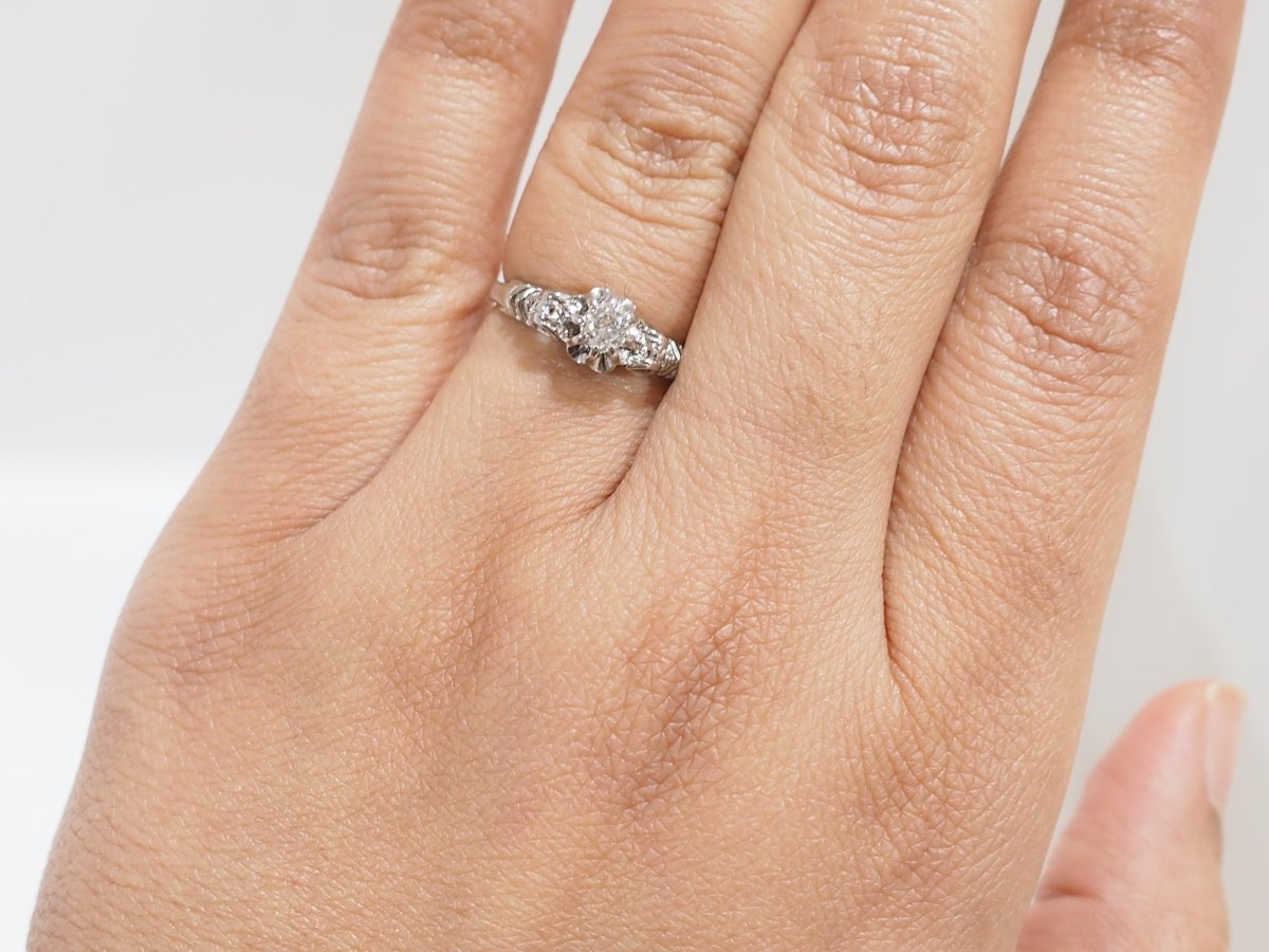 Bague solitaire en or blanc et platine, diamant 0,23ct - Castafiore