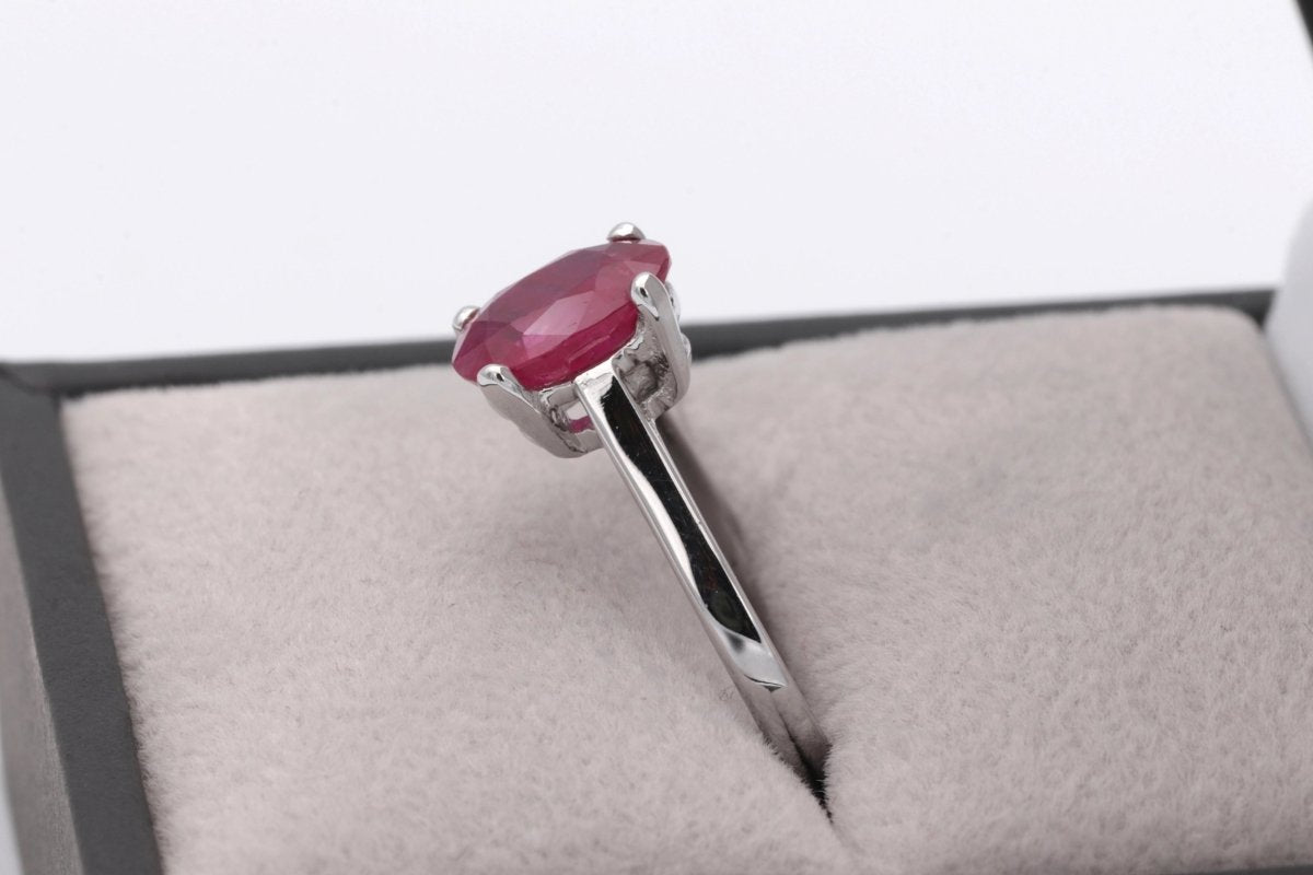 Bague Solitaire en or blanc et rubis - Castafiore