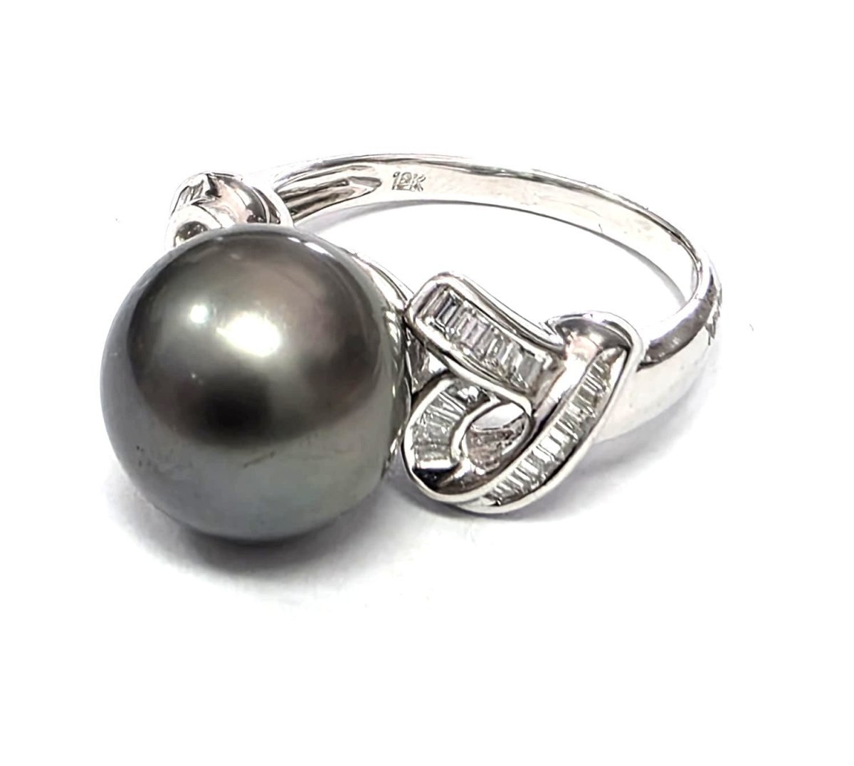 Bague Solitaire en or blanc, perle et diamants - Castafiore