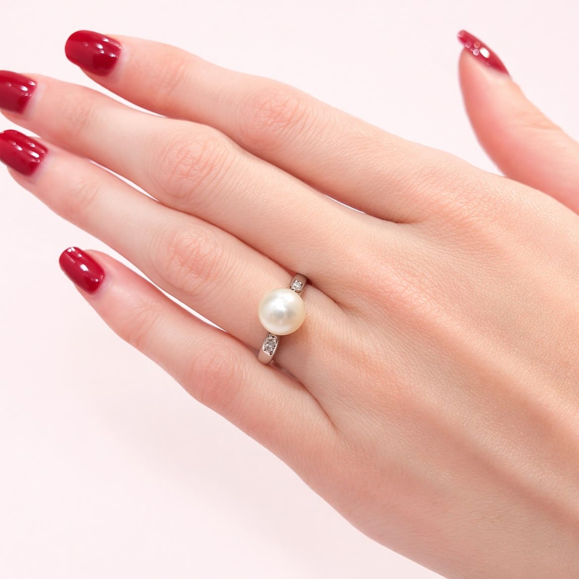 Bague Solitaire en or blanc, perle et diamants - Castafiore