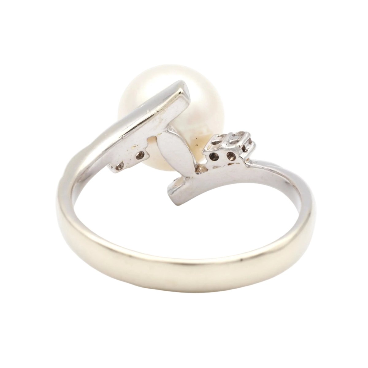 Bague Solitaire en or blanc, perle et diamants - Castafiore