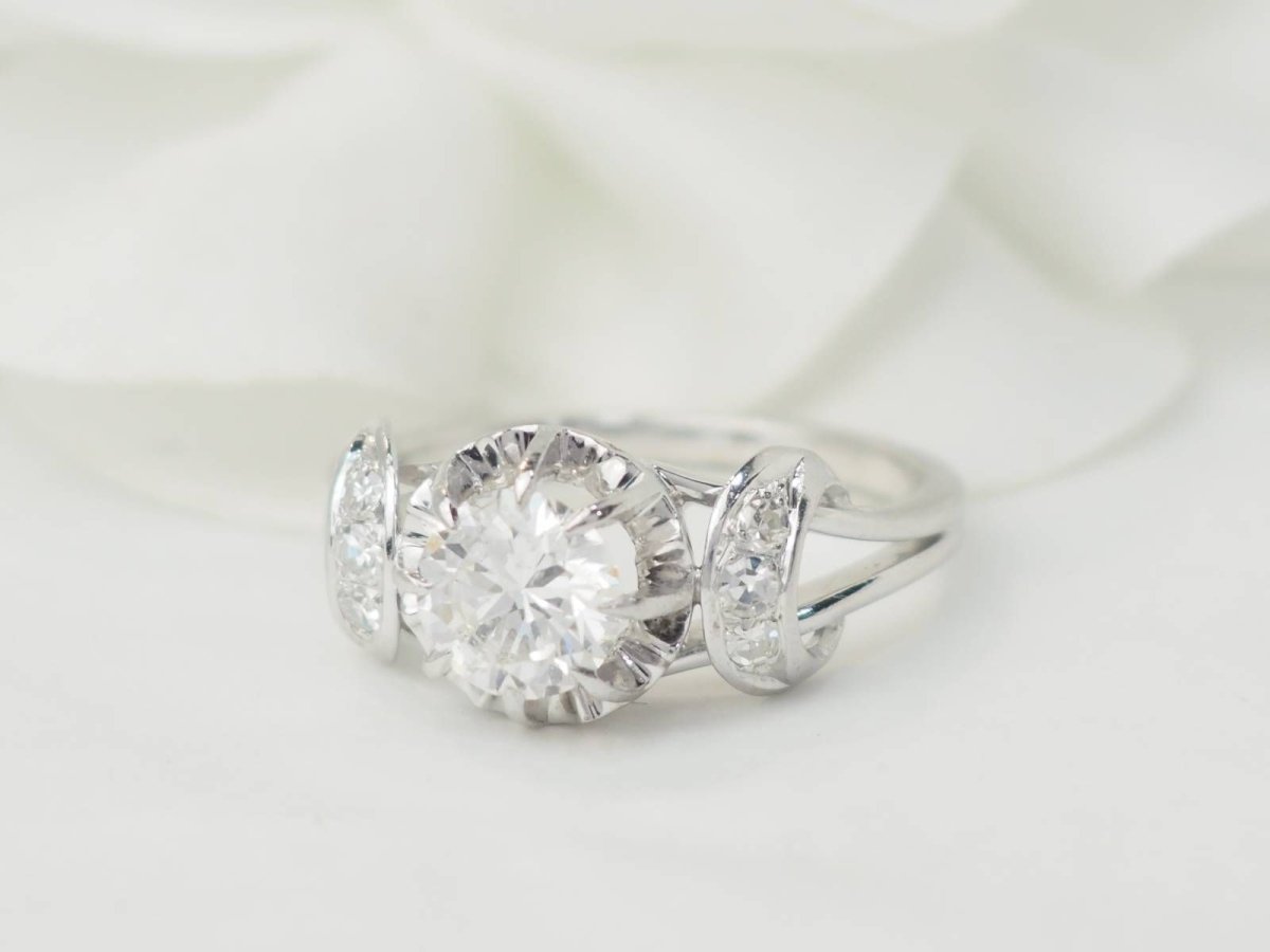 Bague Solitaire en or blanc, platine et diamants - Castafiore