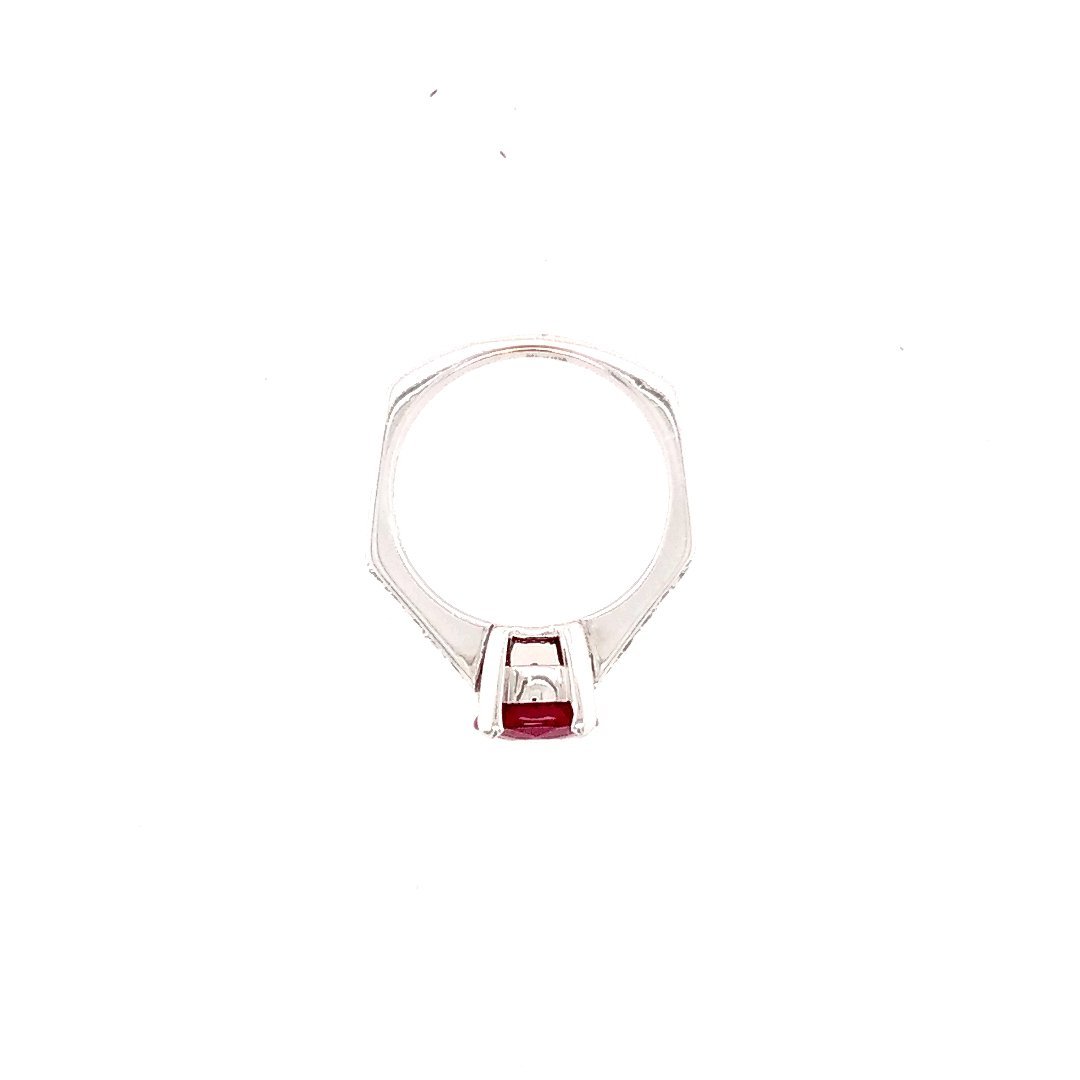 Bague Solitaire en or blanc, rubis, et diamants - Castafiore