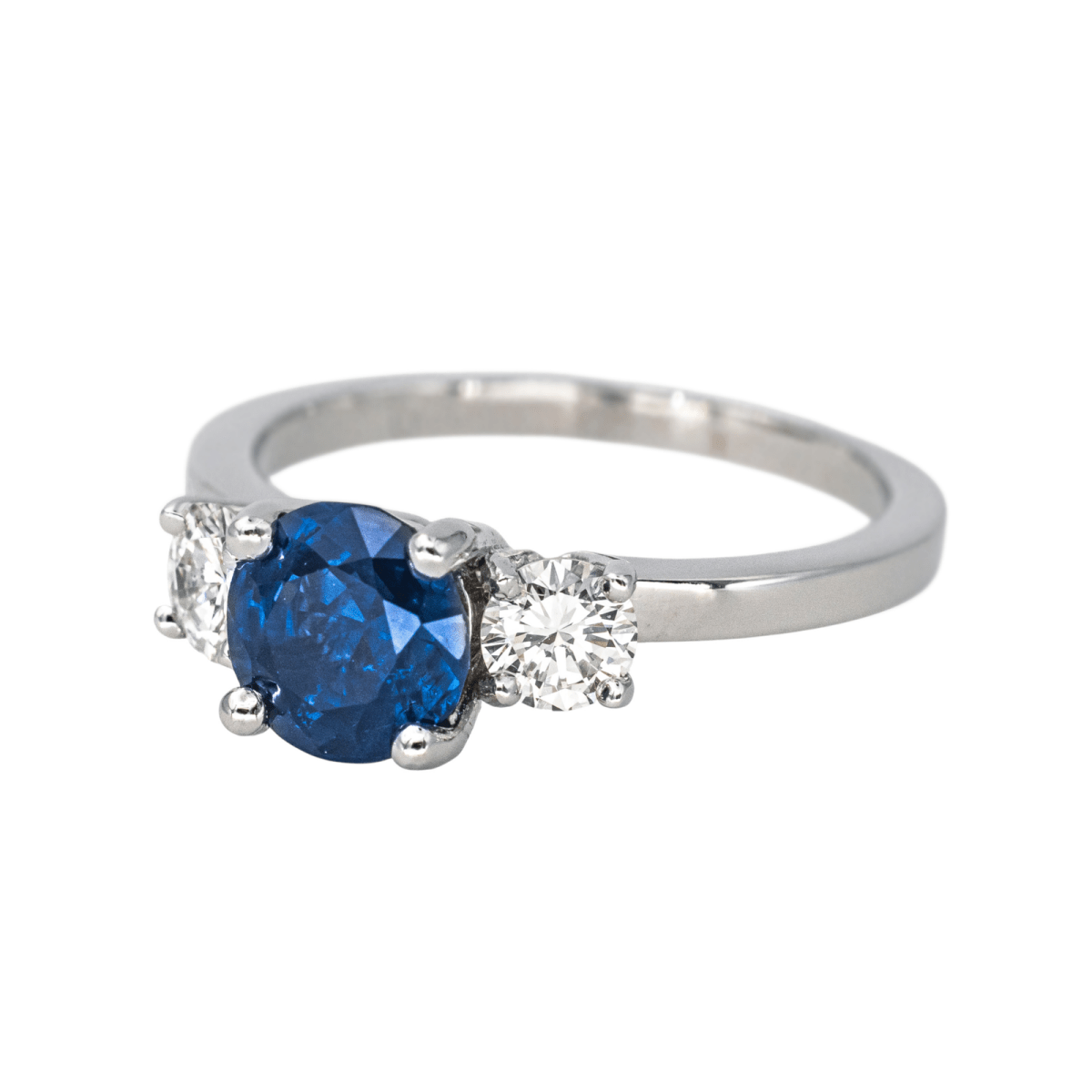 Bague Solitaire en or blanc, saphir et diamants - Castafiore