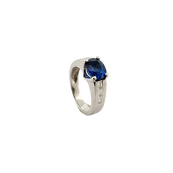 Solitaire ring in white gold, sapphire and diamonds – Castafiore