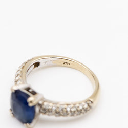 Bague Solitaire en or blanc, saphir et diamants - Castafiore