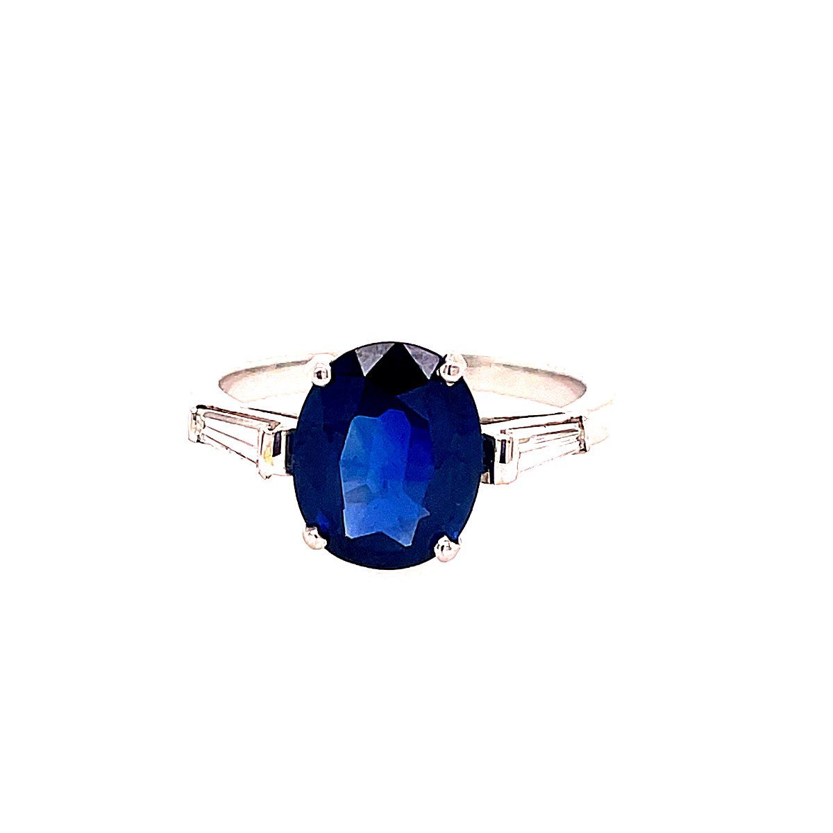 Bague Solitaire en or blanc, saphir, et diamants - Castafiore