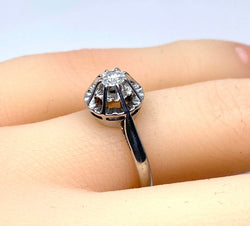 Bague solitaire en or et platine, diamant 0,20 carat - Castafiore