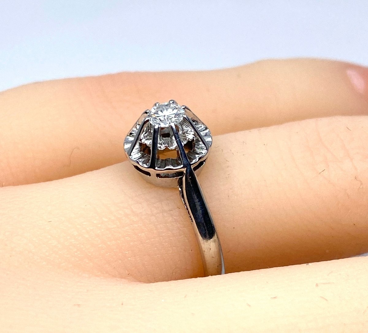 Bague solitaire en or et platine, diamant 0,20 carat - Castafiore