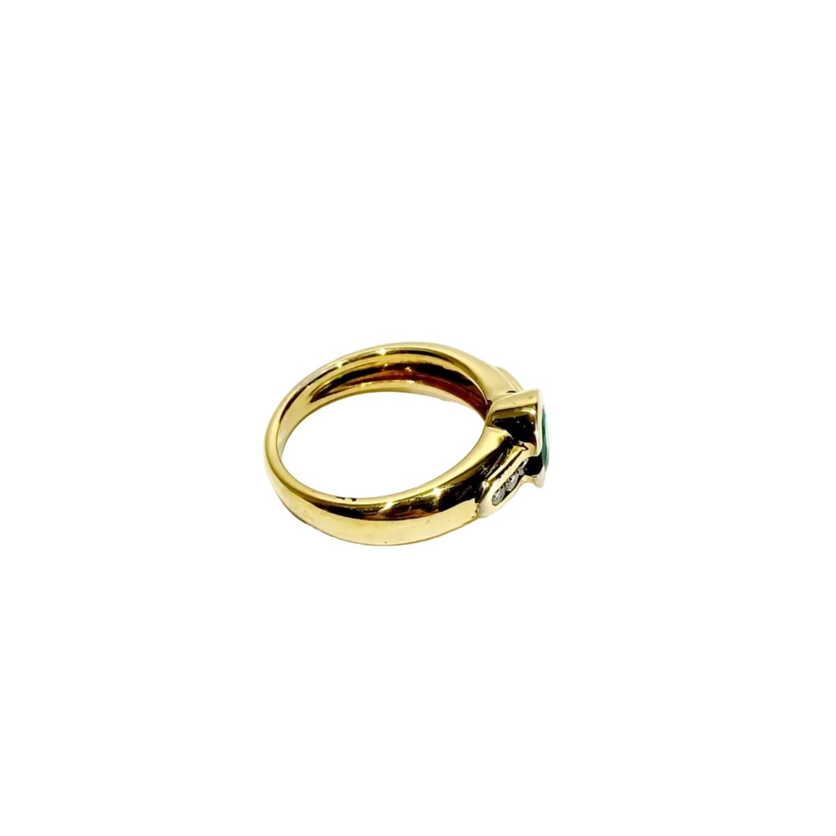Bague Solitaire en or jaune, émeraude et diamants - Castafiore
