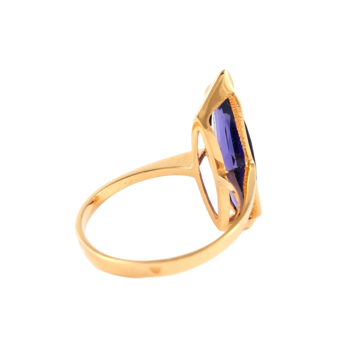 Bague Solitaire en or jaune et améthyste - Castafiore