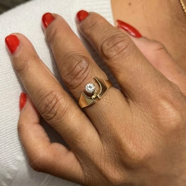 Bague Solitaire en or jaune et diamant - Castafiore