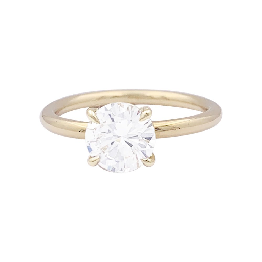 Bague solitaire en or jaune et diamant - Castafiore