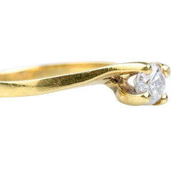 Bague solitaire en or jaune et diamant - Castafiore