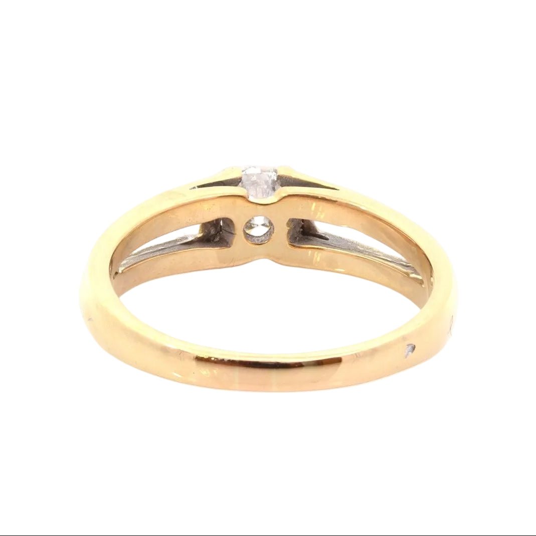 Bague Solitaire en or jaune et diamant - Castafiore