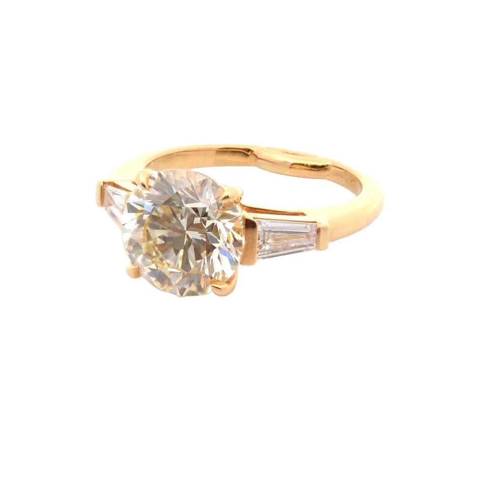 Bague Solitaire en or jaune et diamants - Castafiore