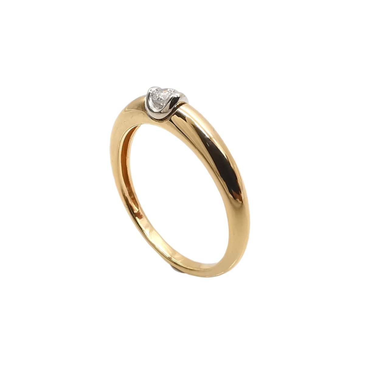 Bague solitaire en or jaune et diamants - Castafiore