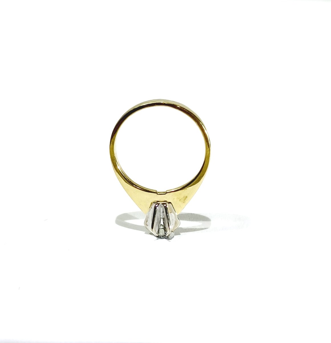 Bague Solitaire en or jaune et diamants - Castafiore