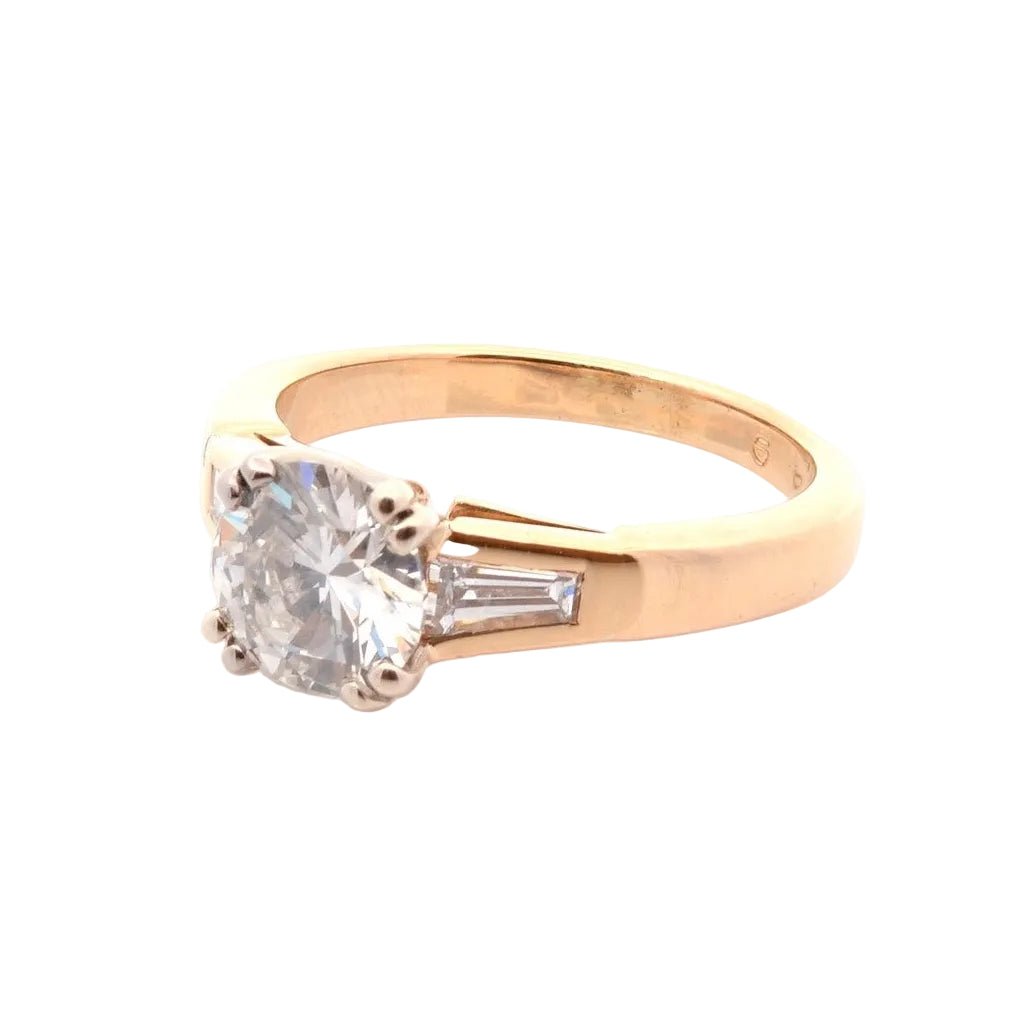 Bague Solitaire en or jaune et diamants - Castafiore