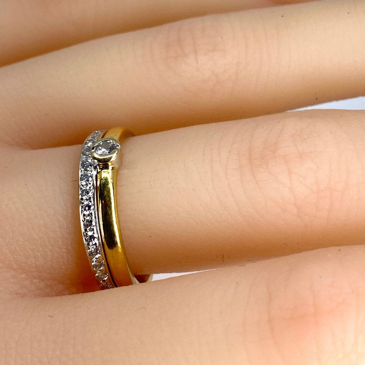 Bague Solitaire en or jaune et diamants - Castafiore