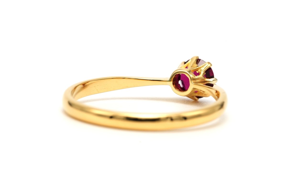 Bague Solitaire en or jaune et grenat - Castafiore