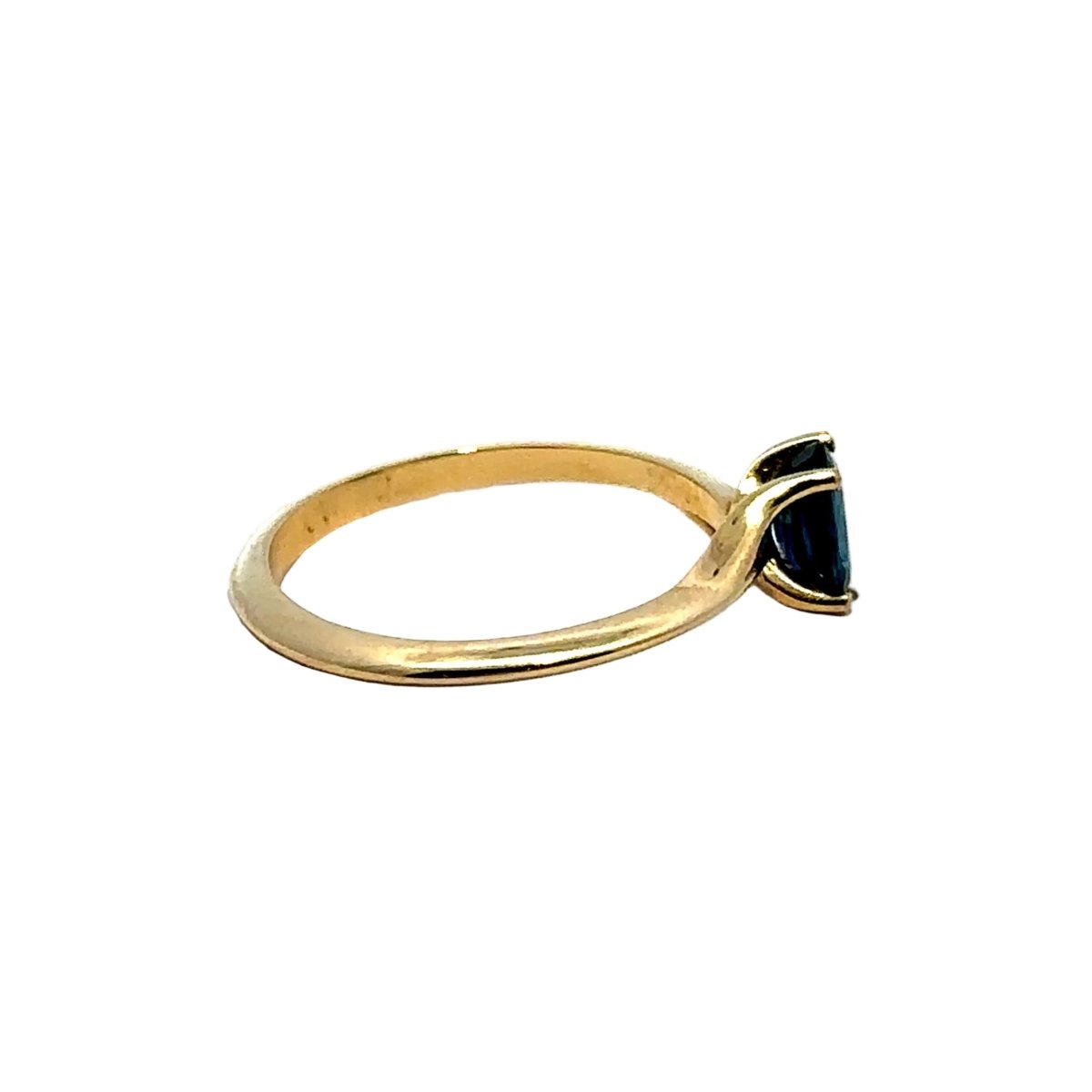 Bague Solitaire en or jaune et saphir - Castafiore