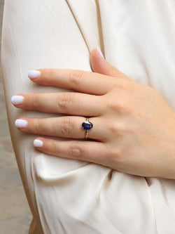 Bague Solitaire en or jaune et saphir - Castafiore