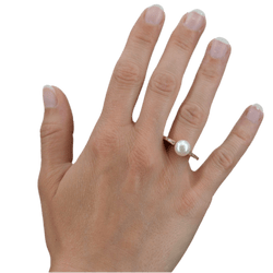 Bague Solitaire en or jaune, perle et diamants - Castafiore