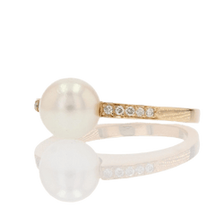 Bague Solitaire en or jaune, perle et diamants - Castafiore