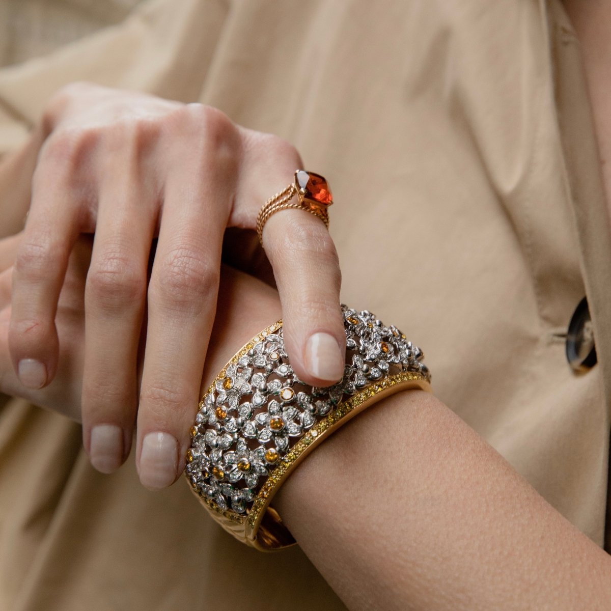 Bague Solitaire en or jaune torsadée et citrine - Castafiore