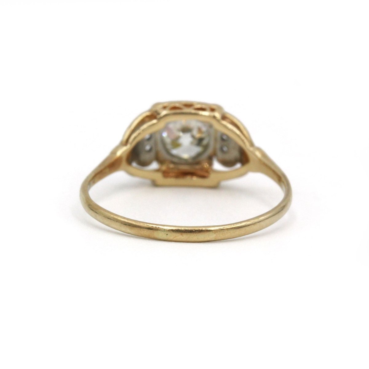Bague solitaire en ors de couleurs et diamant - Castafiore