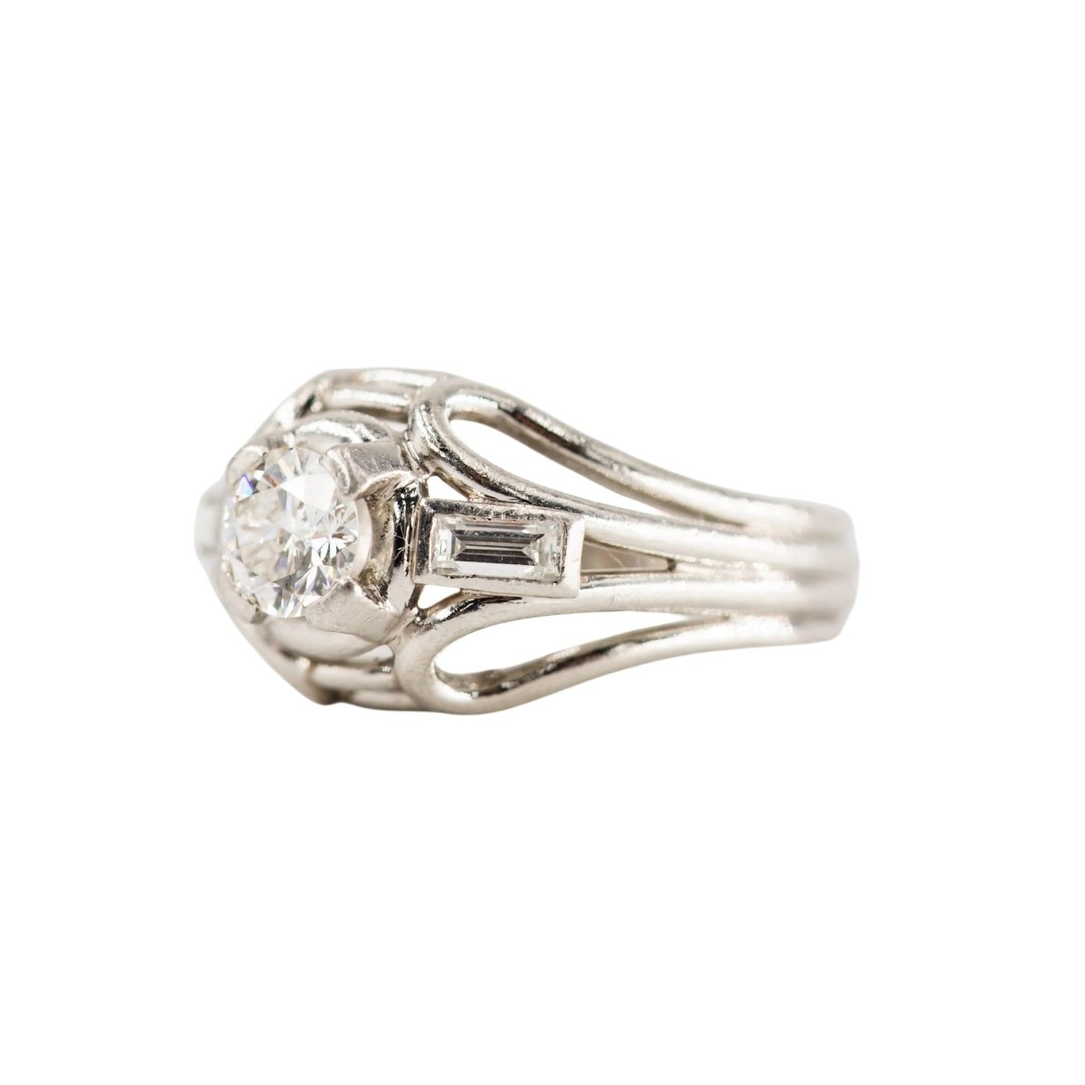 Bague Solitaire en platine et diamants - Castafiore