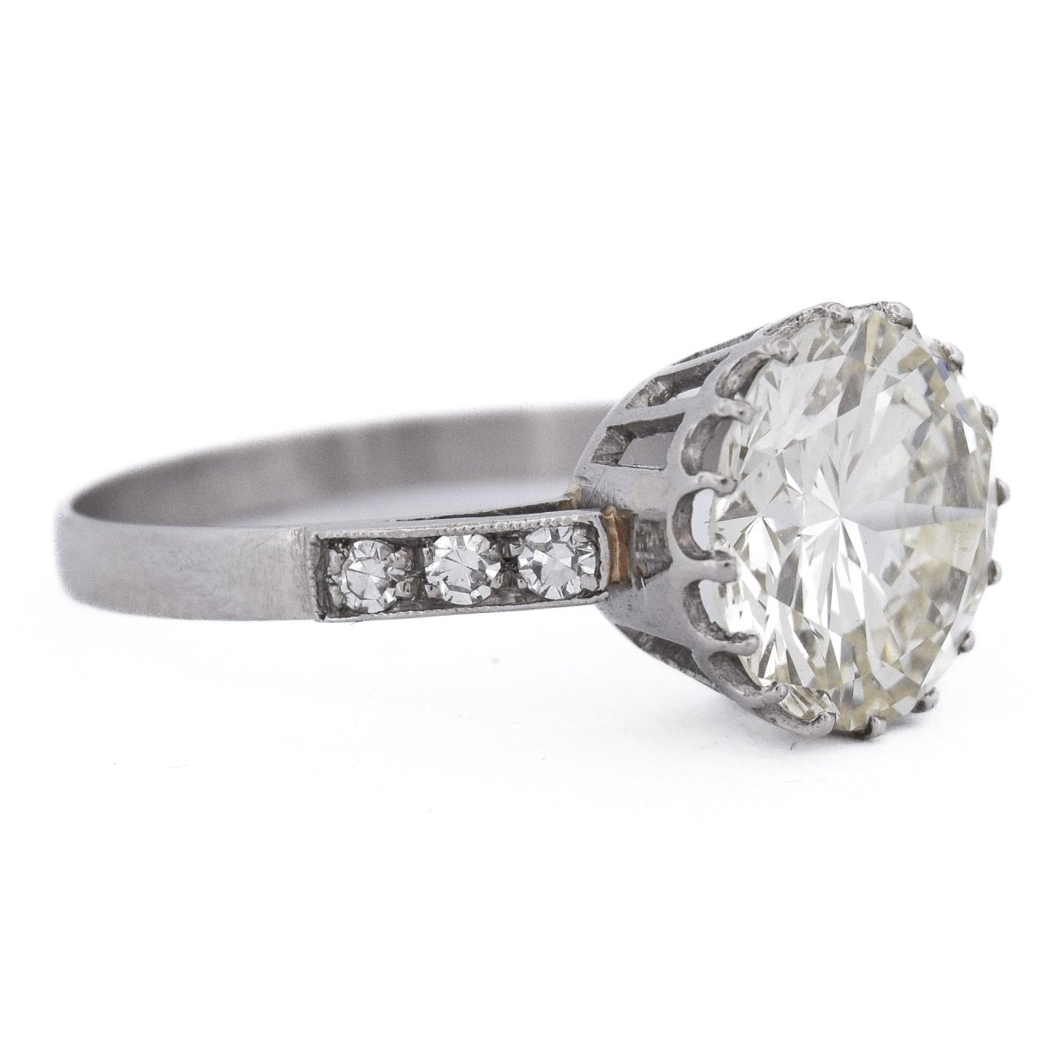 Bague Solitaire en platine et diamants - Castafiore