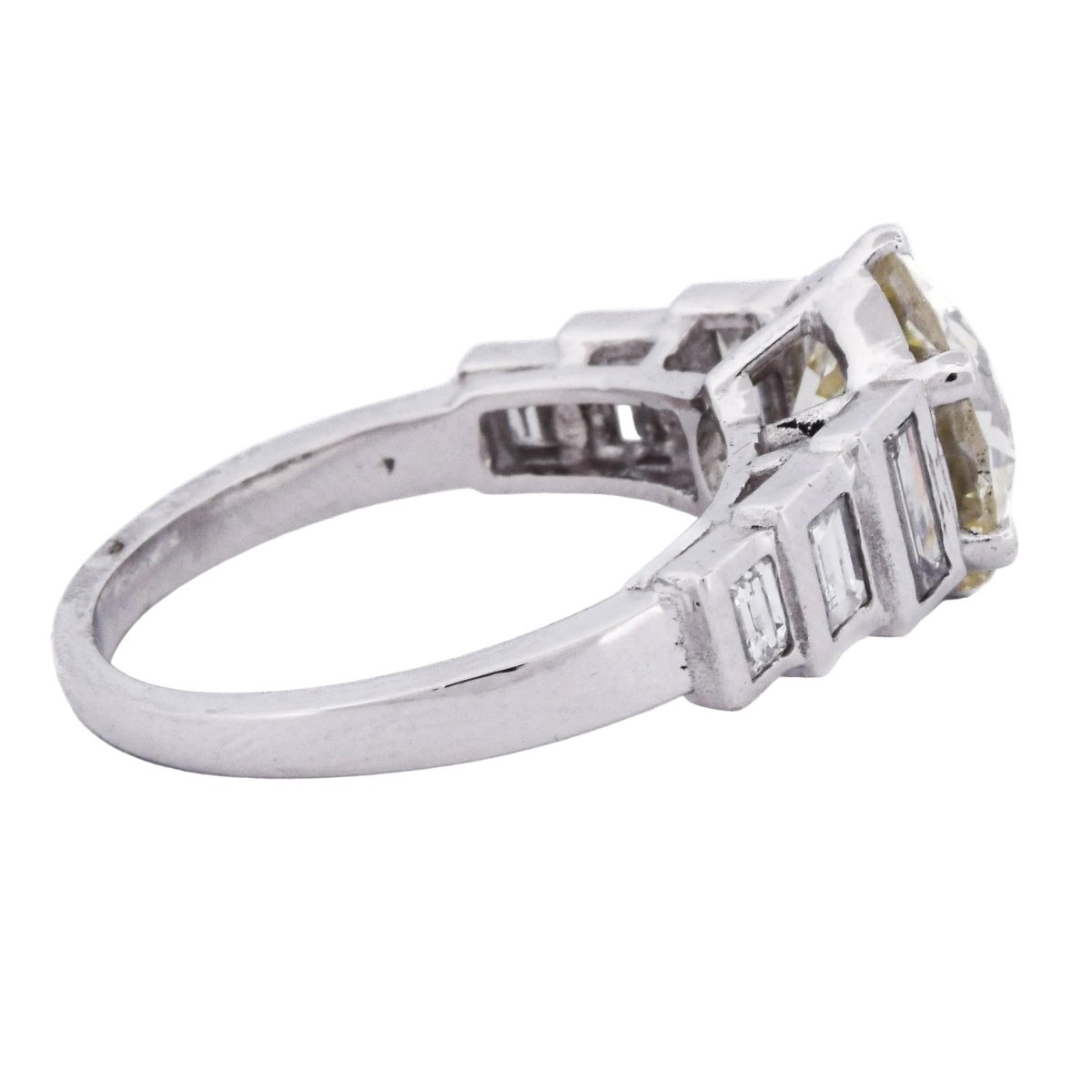 Bague Solitaire en platine et diamants - Castafiore