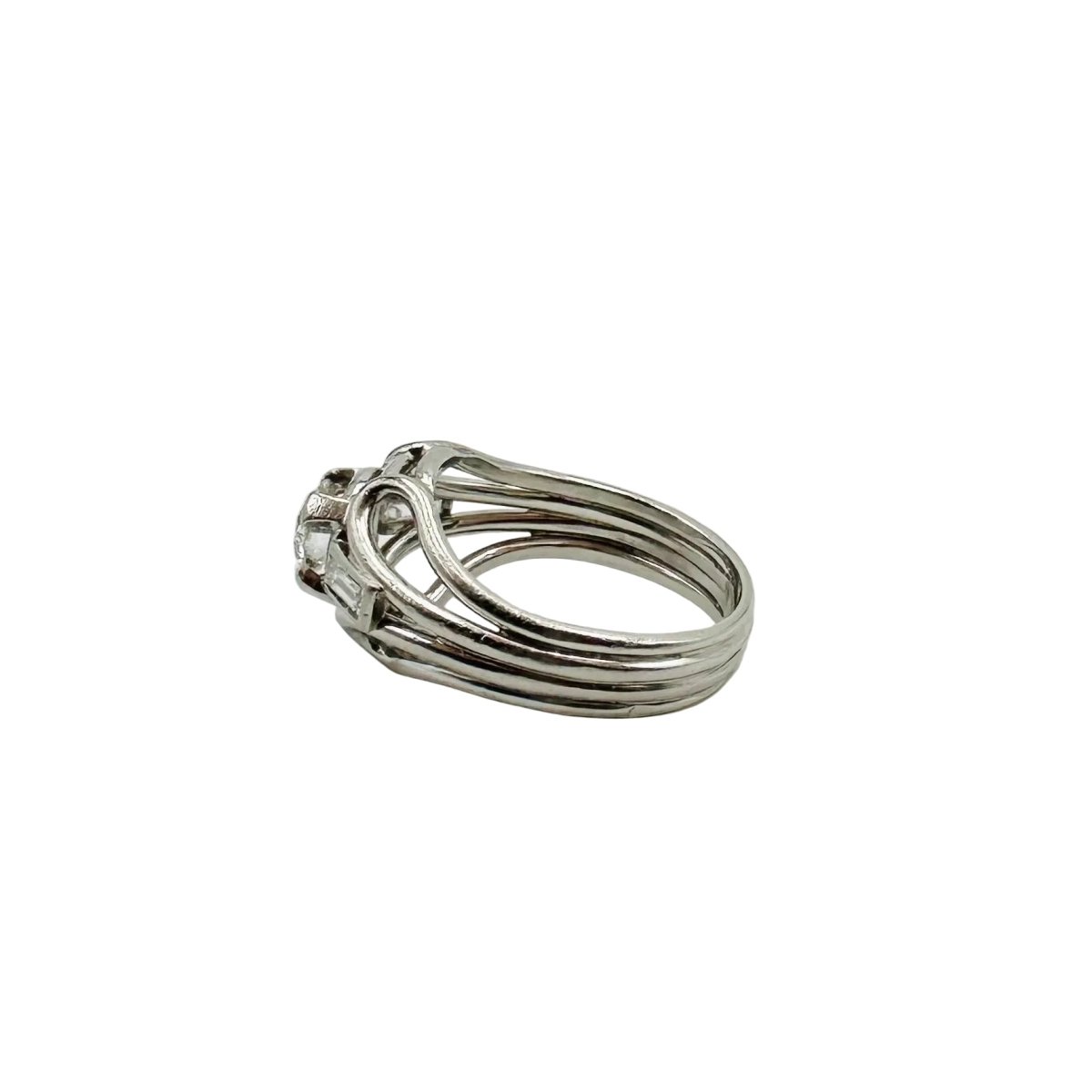 Bague Solitaire en platine et diamants - Castafiore