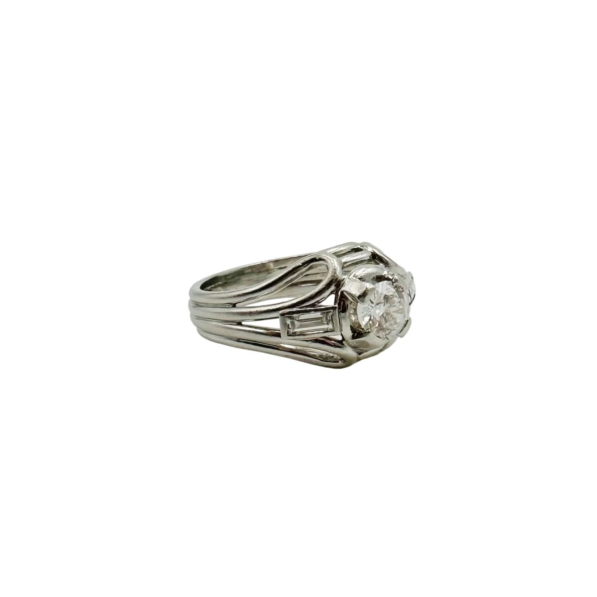 Bague Solitaire en platine et diamants - Castafiore